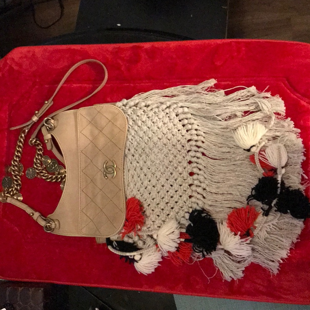 Chanel messenger bag authentic